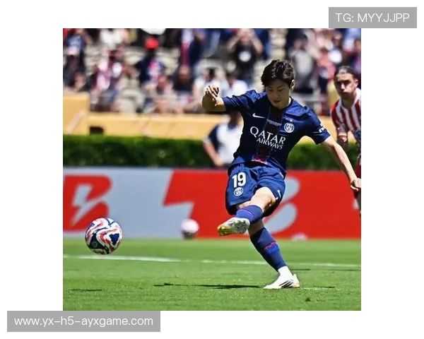 AC米兰瞄准东欧市场震撼引援,扩展未来的可能性 AC米兰瞄准东欧市场震撼引援,扩展未来的可能性