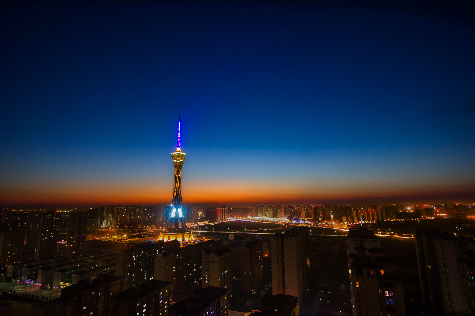 AIYOUXI.COM-波兰队赛制解读：如何在赛制中通过合作与技术取得优势，波兰队阵型